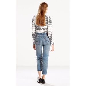 Wedgie Fit Jeans / Foothills / Cone Denim/